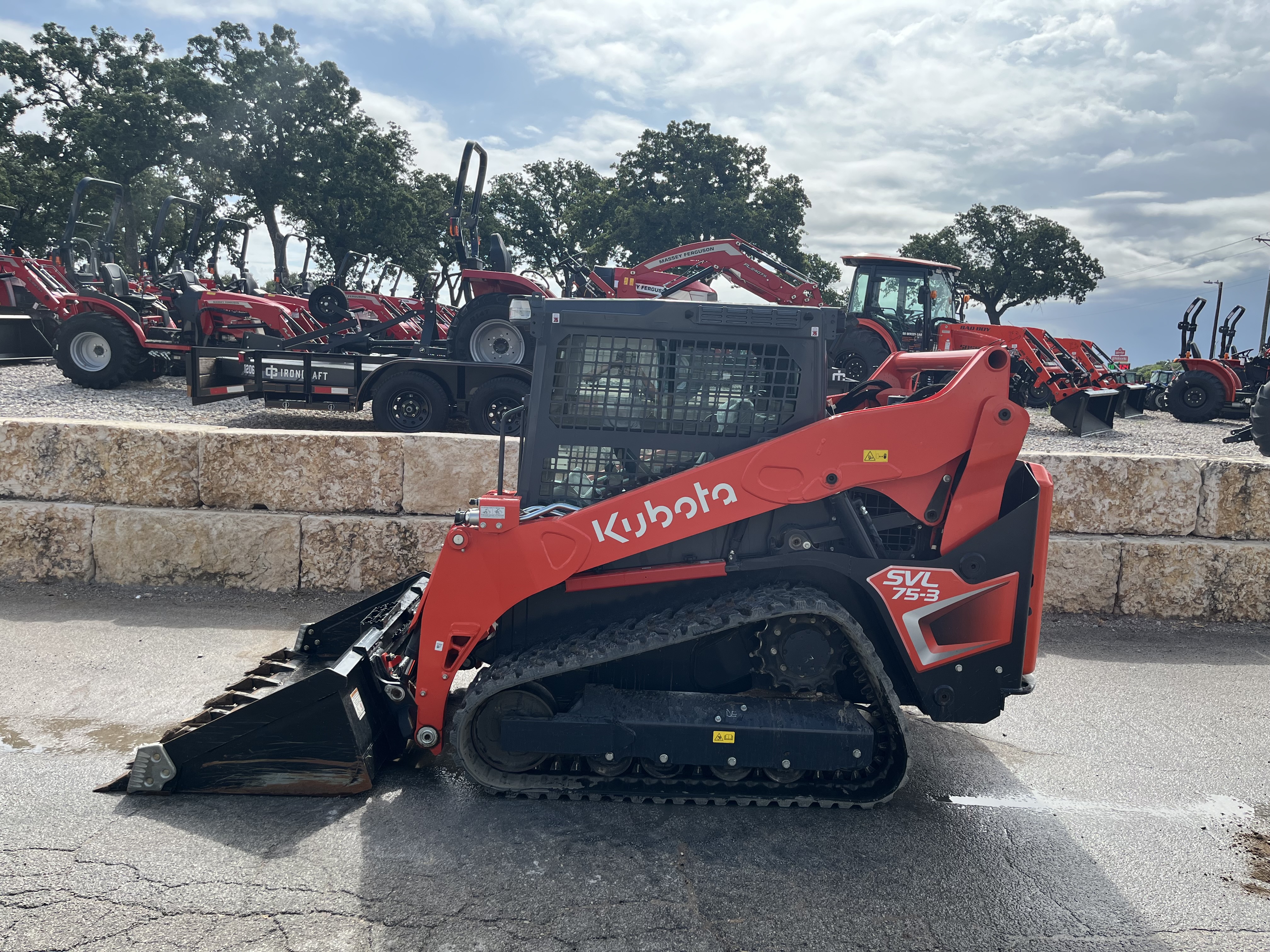 Kubota SVL75-3