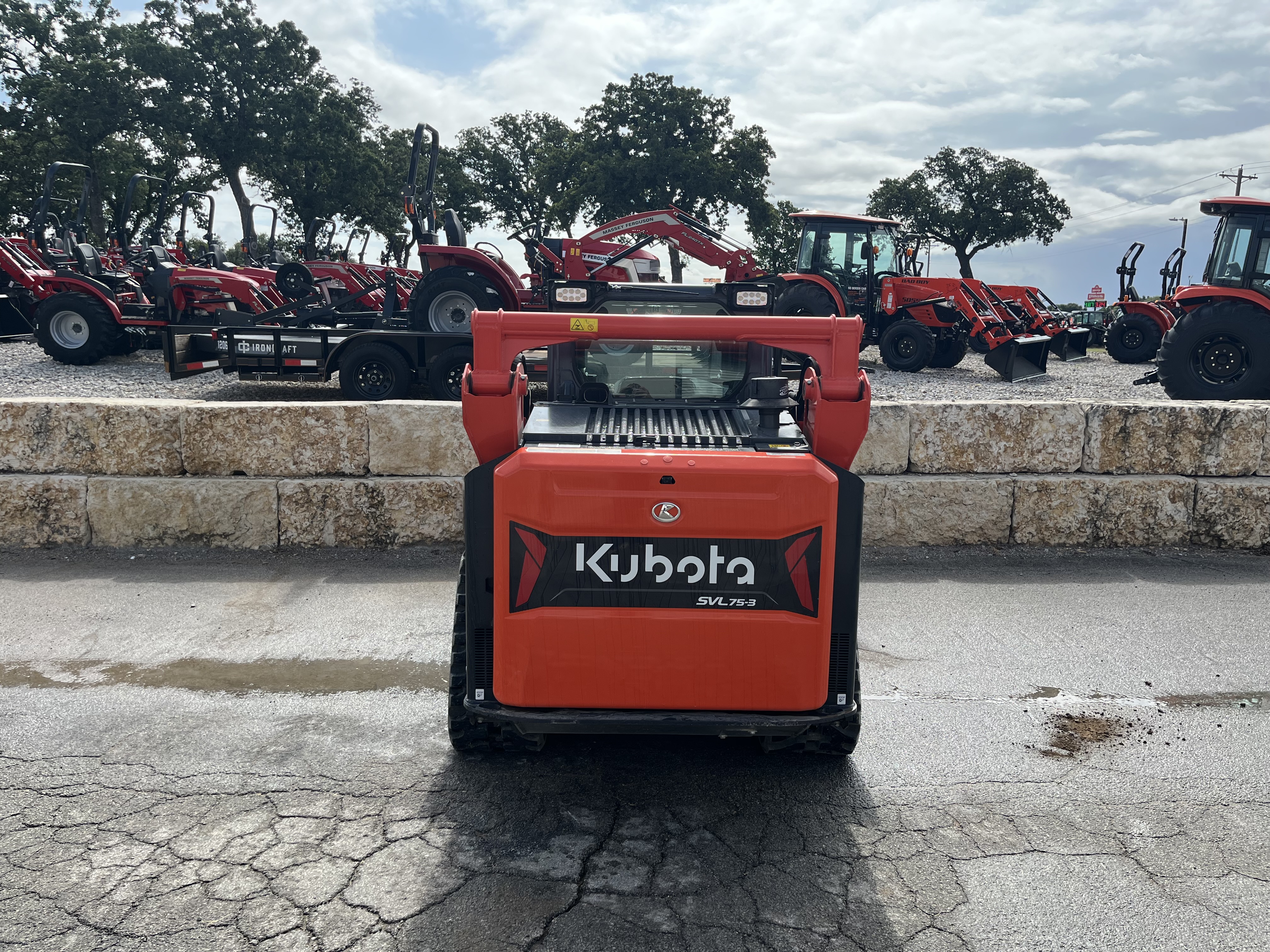 Kubota SVL75-3