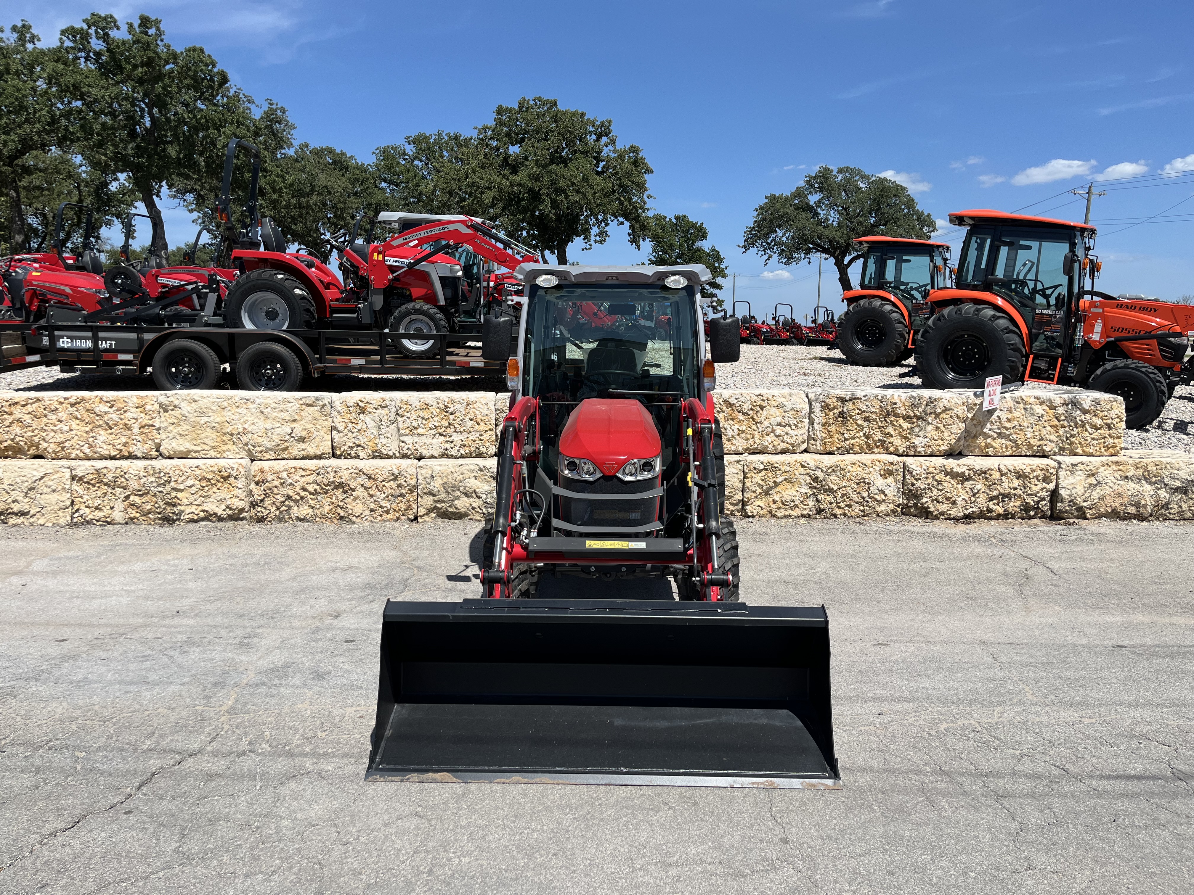 2026 MASSEY FERGUSON MF1M.35H COMPACT HYDRO TRACTOR W/ FRONT LOADER TRACTOR