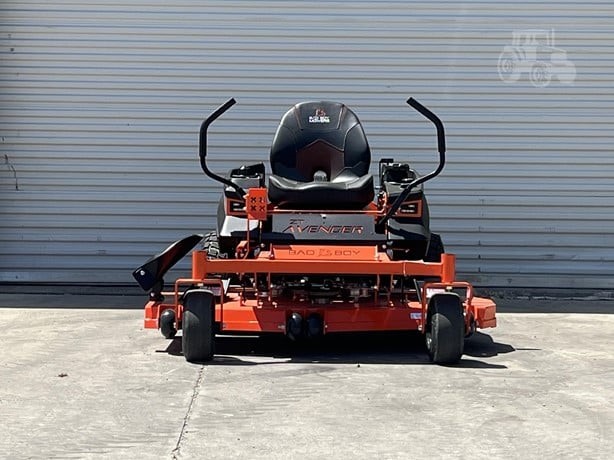 BAD BOY MOWERS AVENGER 60"