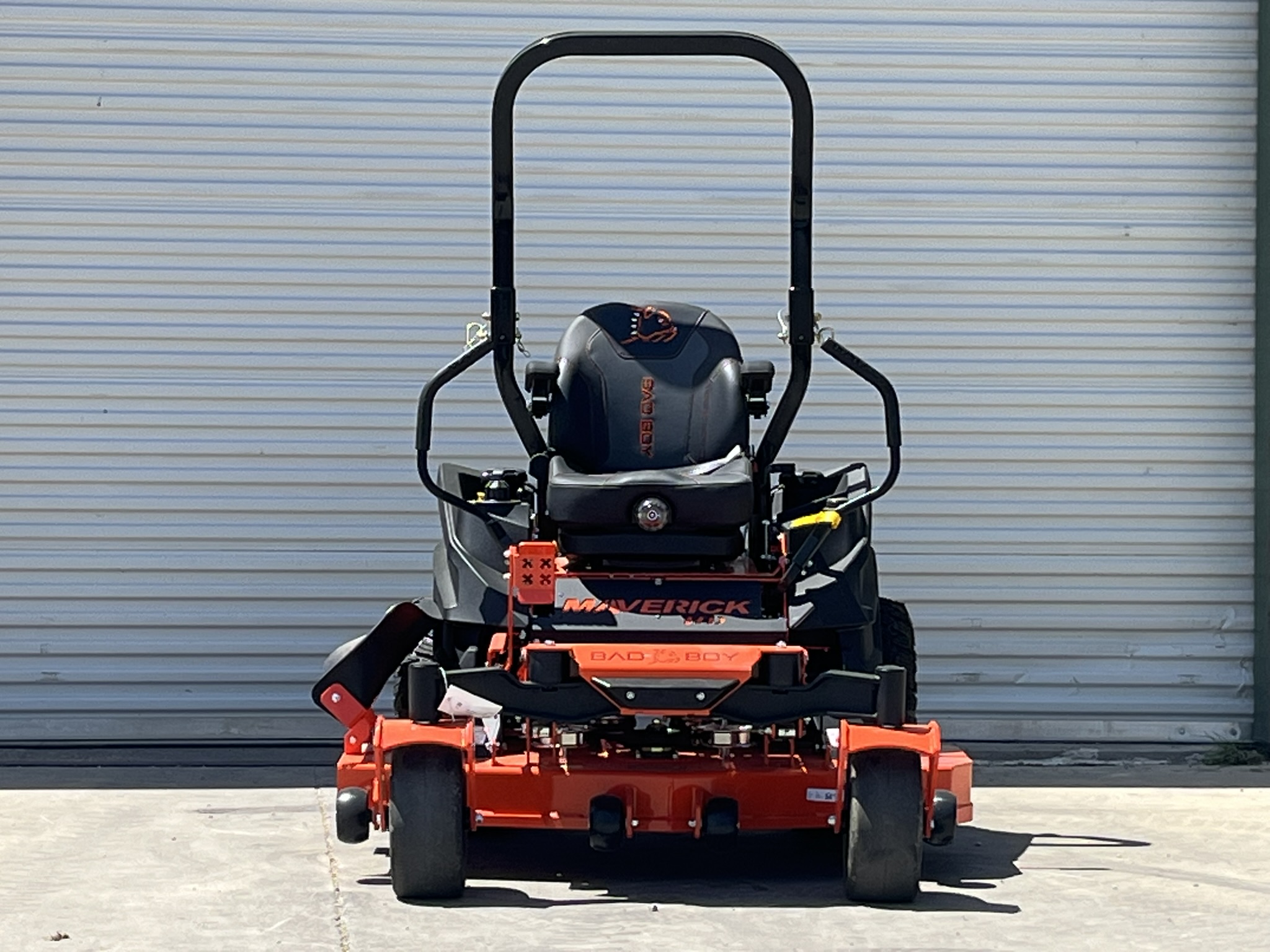 2025 BAD BOY MOWER 60" MAVERICK HD KAWASAKI ZERO TURN