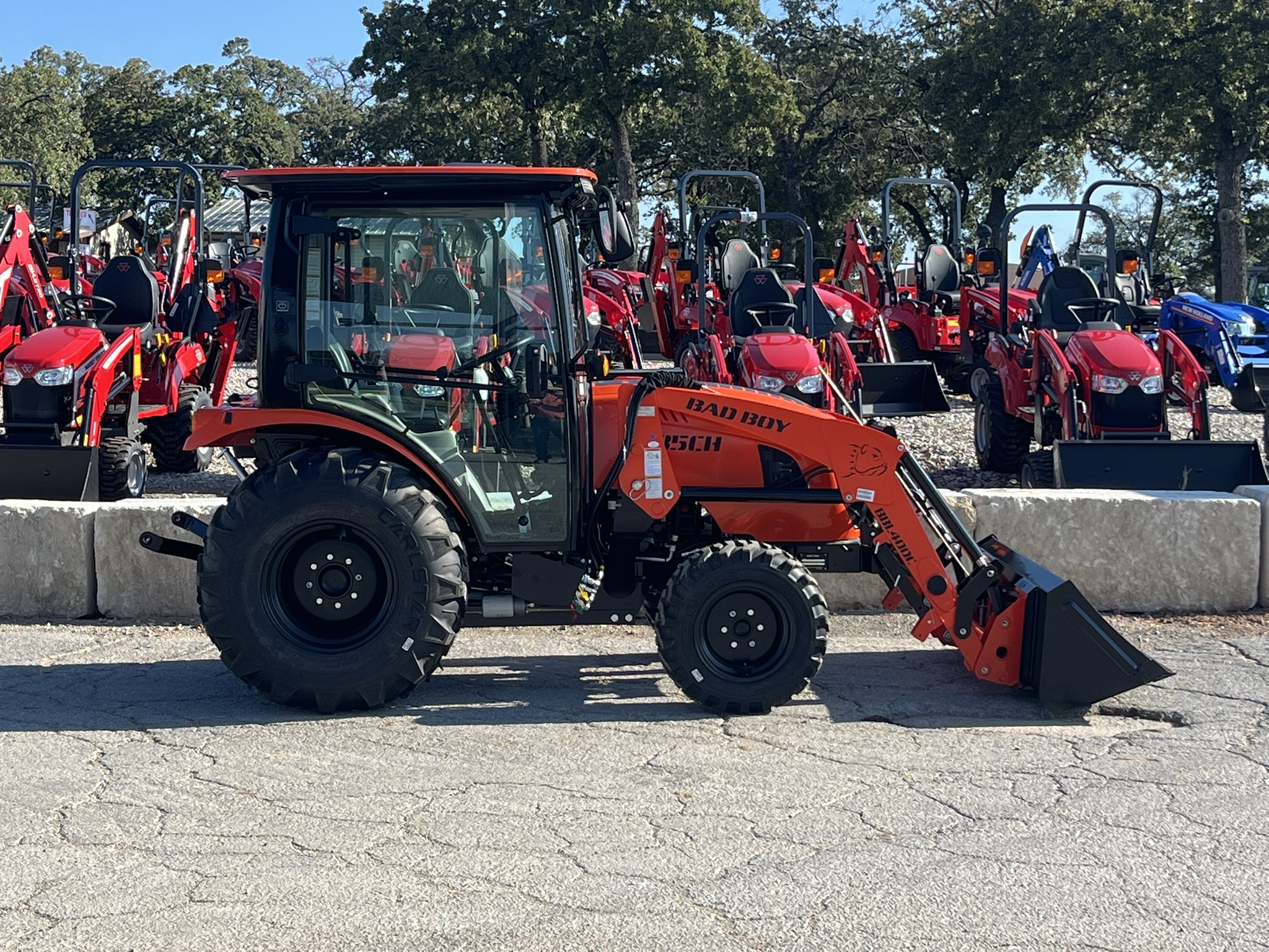 2026 BAD BOY TRACTOR 4035CHIL W/ INDUSTRIAL TIRES & LOADER TRACTOR