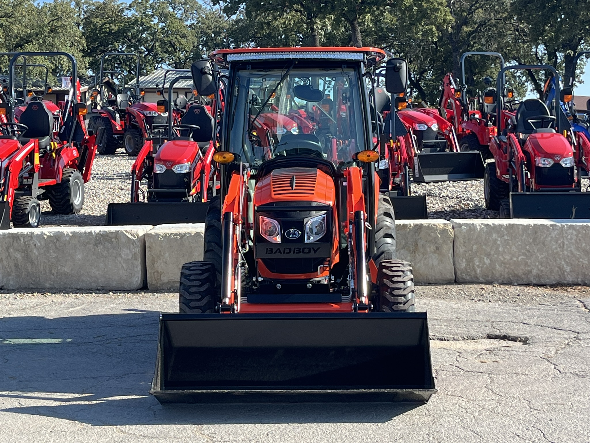 2026 BAD BOY TRACTOR 4035CHIL W/ INDUSTRIAL TIRES & LOADER TRACTOR