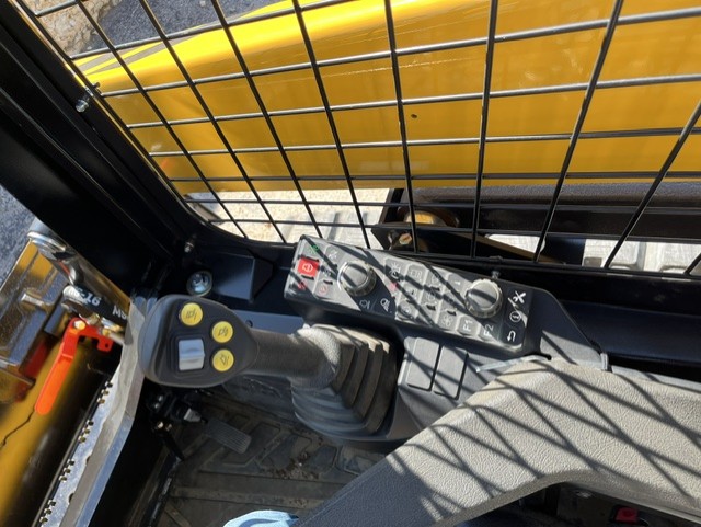 2026 GEHL VT230 OPEN CAP Skid Steer