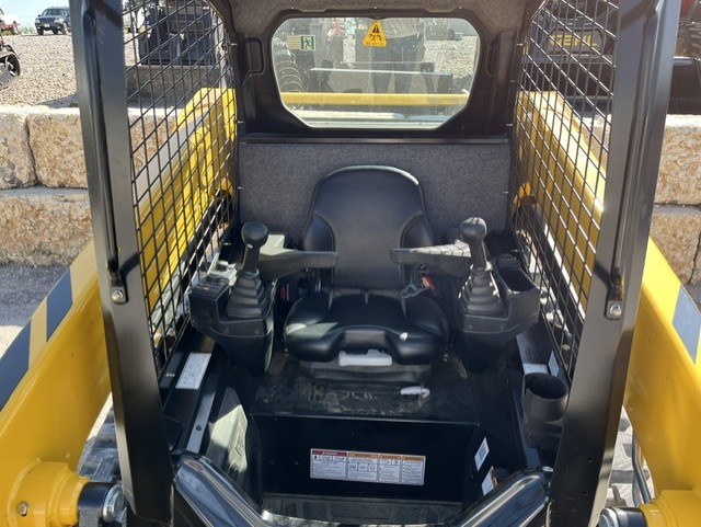 2026 GEHL VT230 OPEN CAP Skid Steer