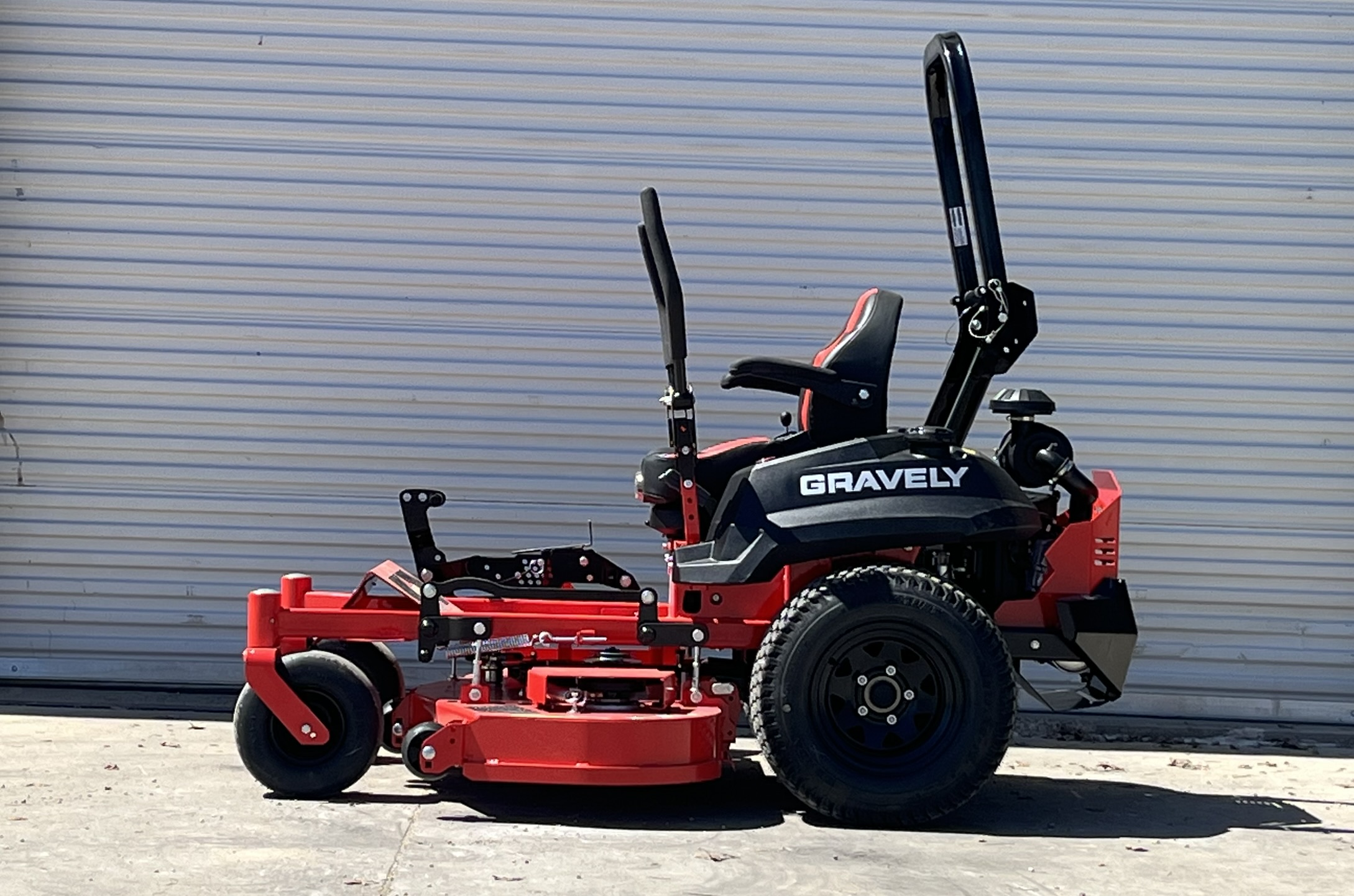 2026 GRAVELY PRO TURN 160 W/ KAWA. FX730 991130 ZERO TURN
