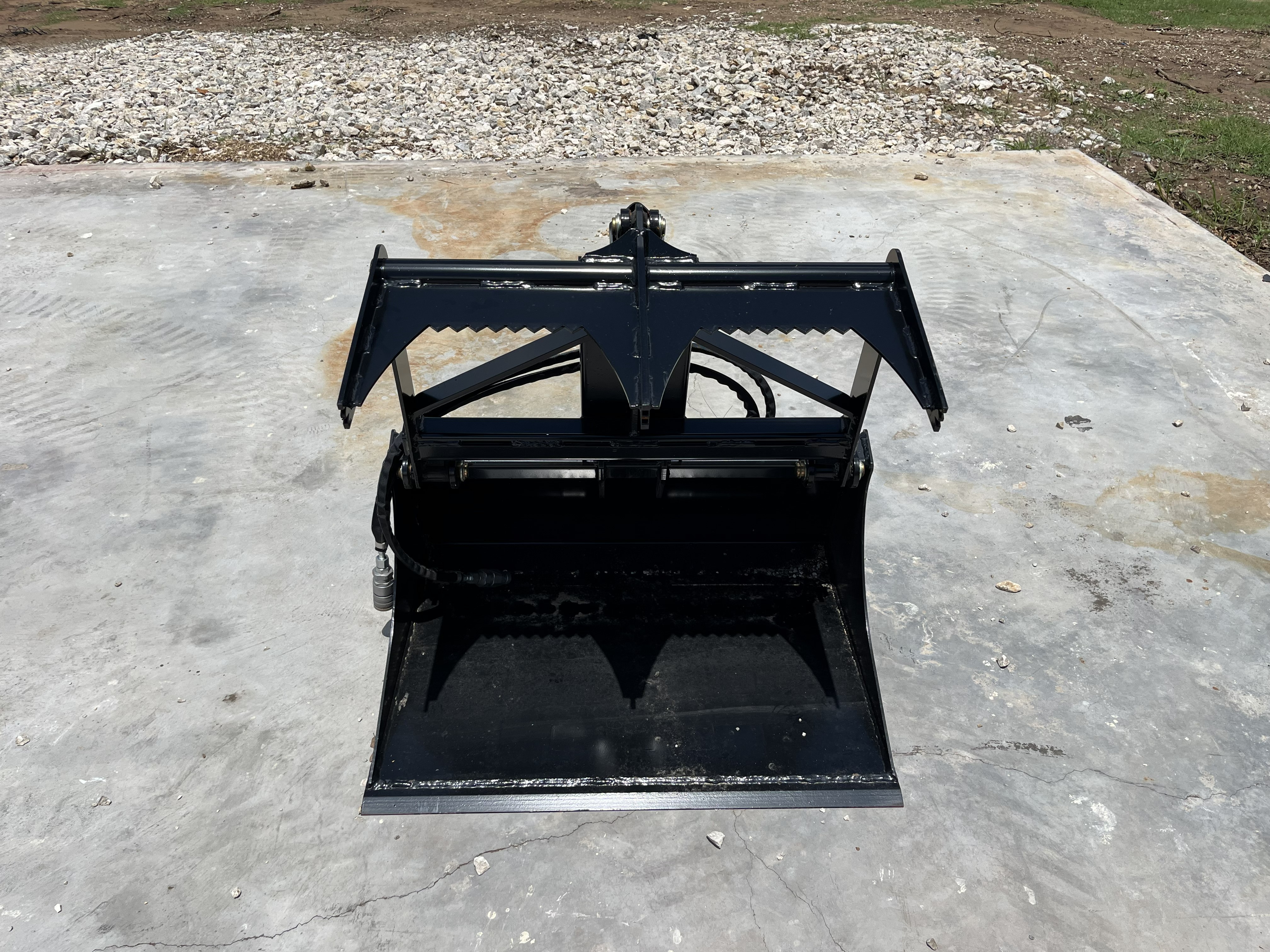 2026 TORO SITEWORKS 33.5" DINGO GRAPPLE BUCKET 22590 ATTACHMENTS