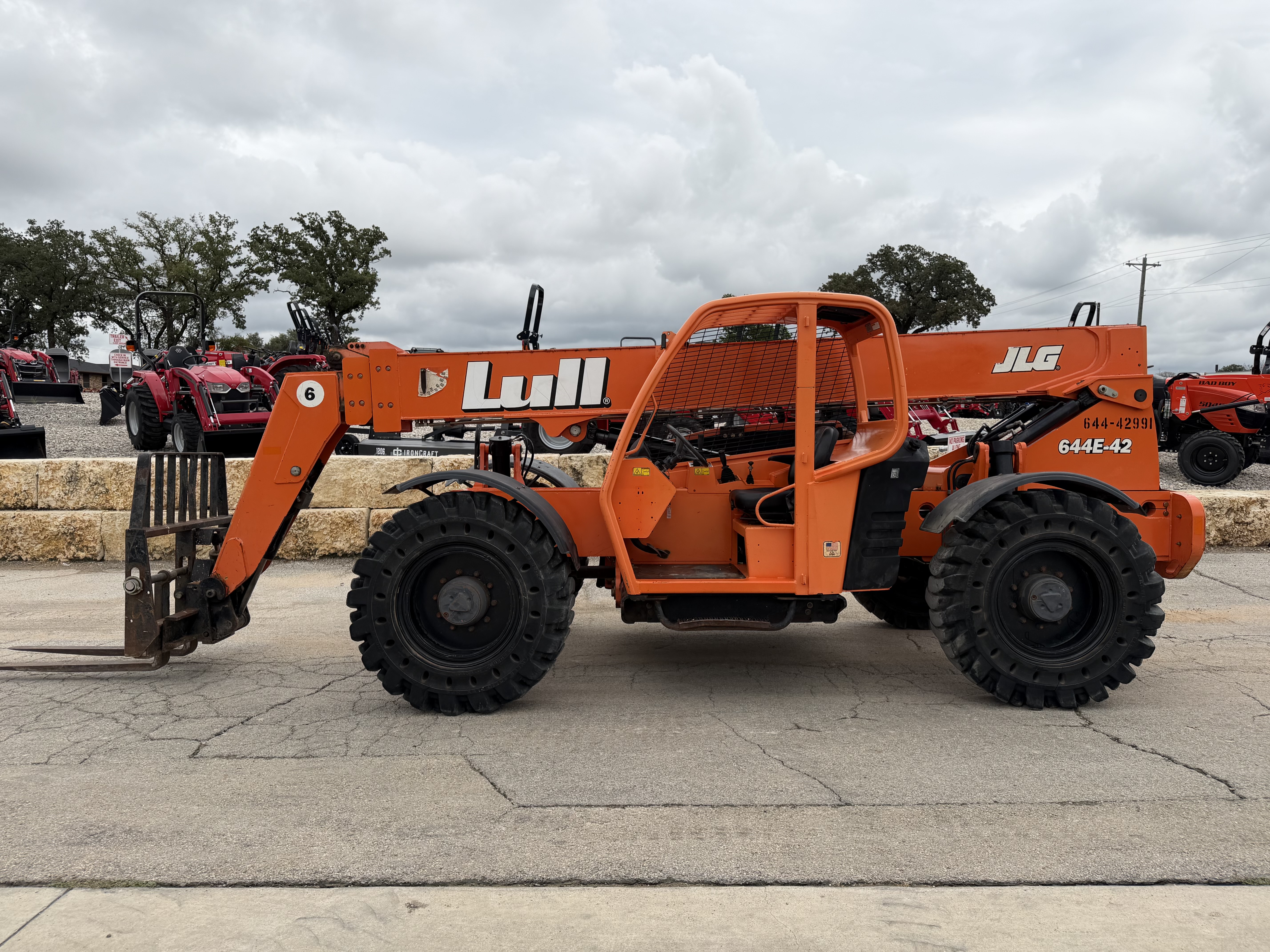 2011 LULL 644E-42 TELEHANDLER CONSTRUCTION