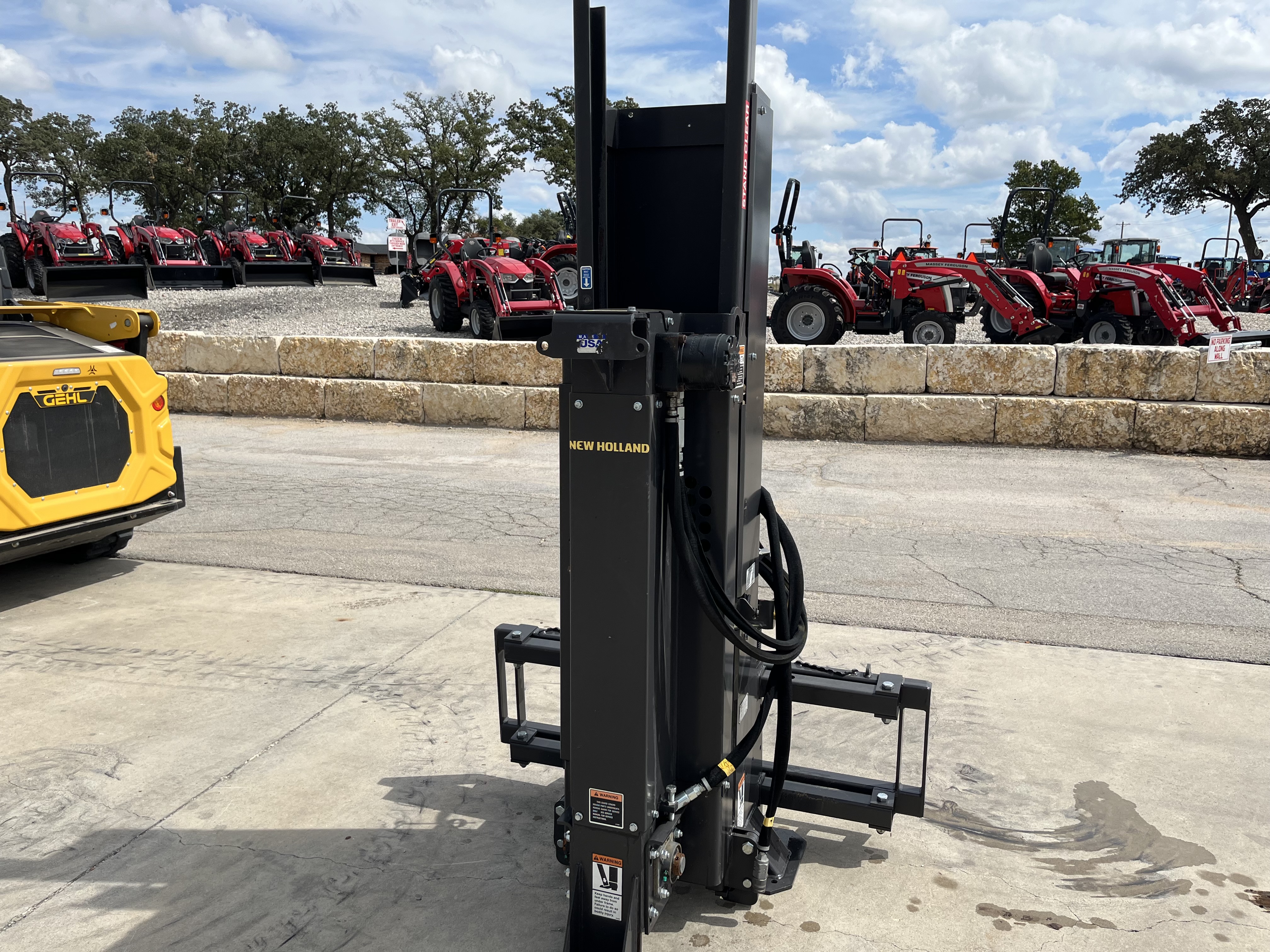 2021 NEW HOLLAND CONSTRUCTION PD4800 SKIDSTEER POST DRIVER ATTACHMENTS