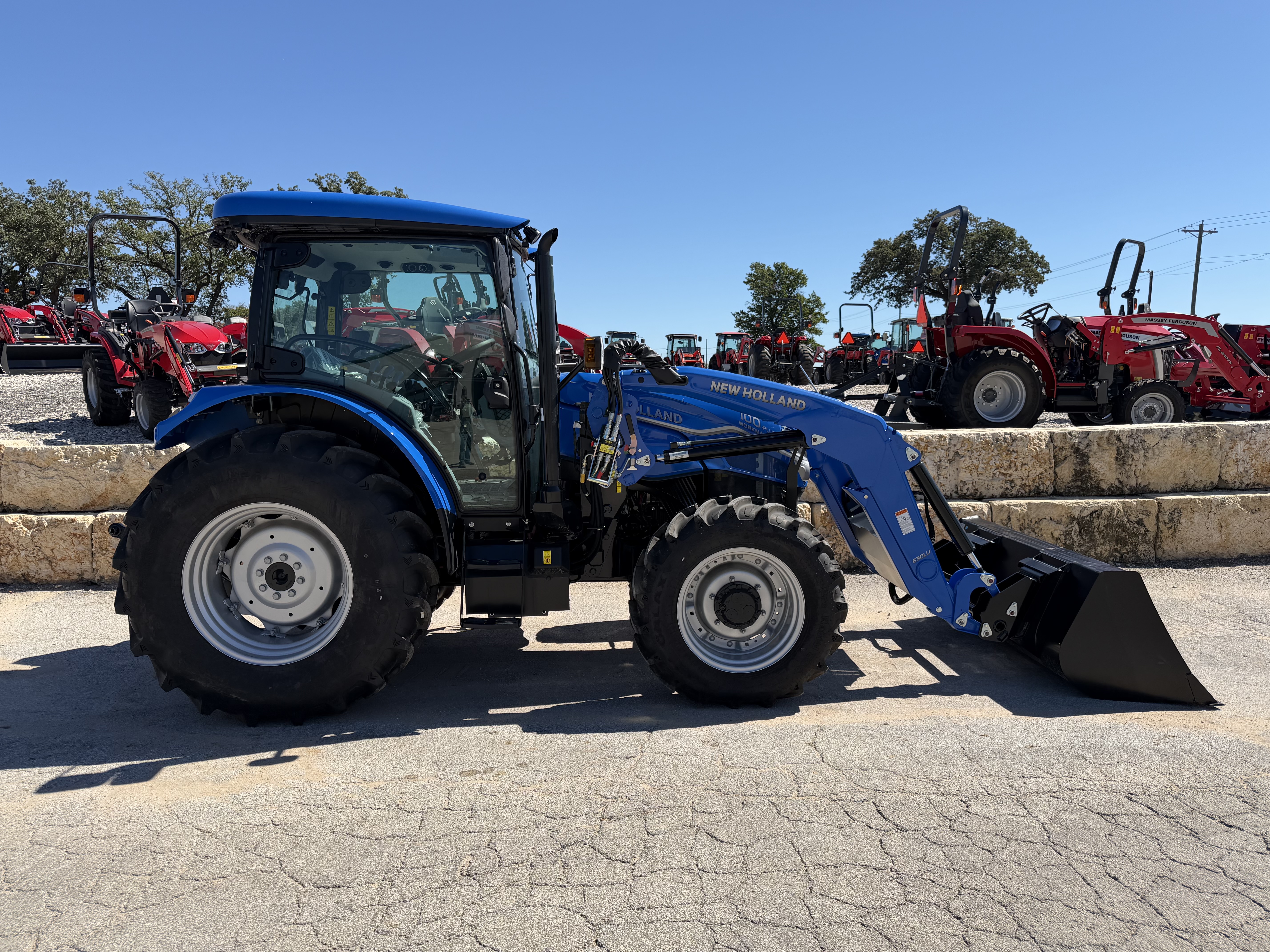 2026 New Holland Tractor WORKMASTER 100 W/ CAB & 84" BUCKET TRACTOR