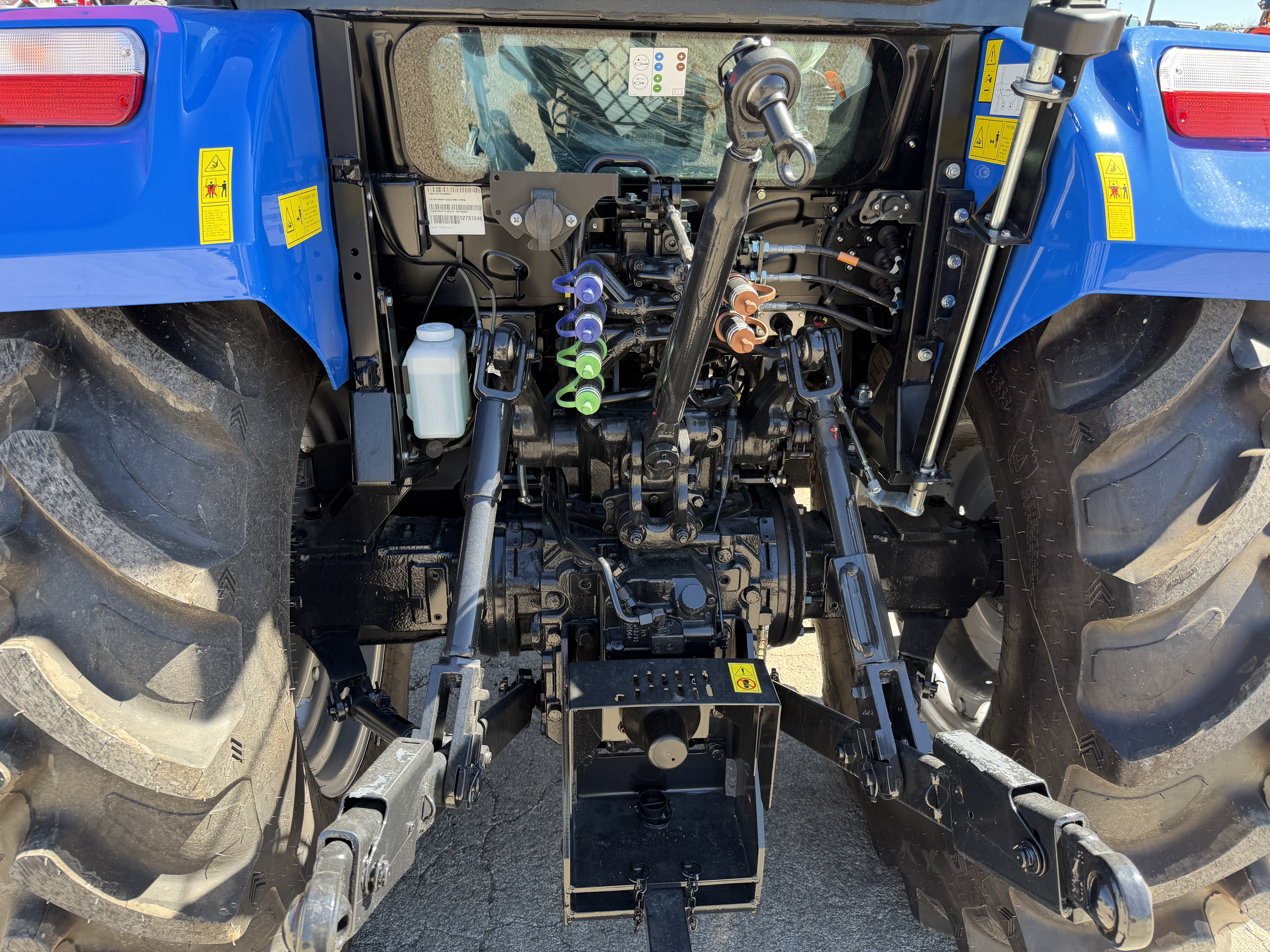 2026 New Holland Tractor WORKMASTER 100 W/ CAB & 84" BUCKET TRACTOR